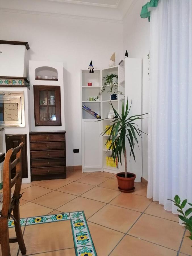 La Casa Di Tania A Napoli Apartamento Exterior foto
