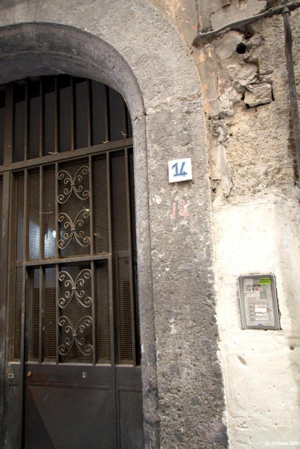 La Casa Di Tania A Napoli Apartamento Exterior foto