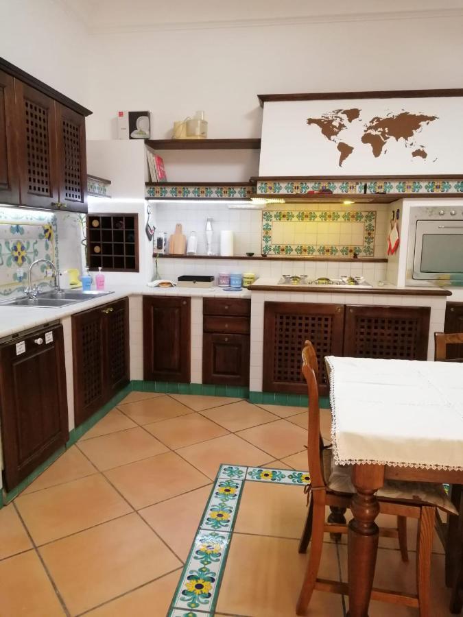 La Casa Di Tania A Napoli Apartamento Exterior foto