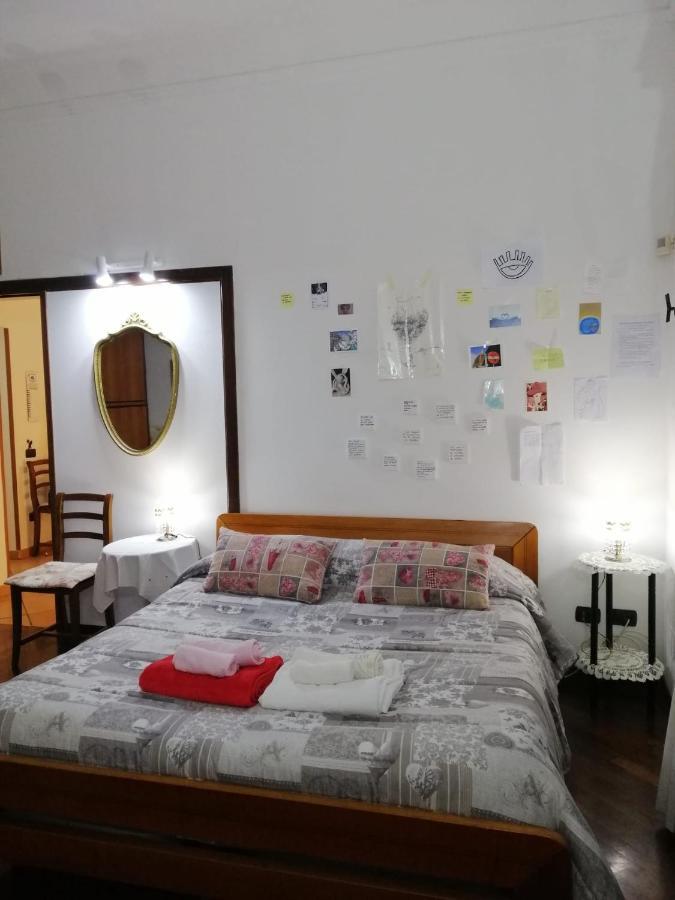 La Casa Di Tania A Napoli Apartamento Exterior foto