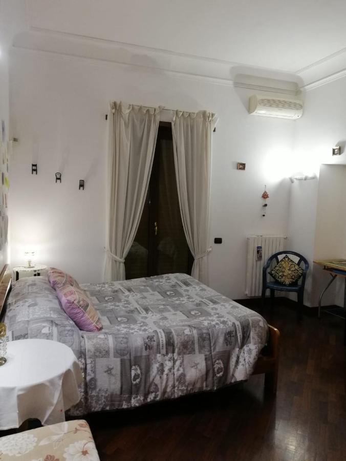 La Casa Di Tania A Napoli Apartamento Exterior foto